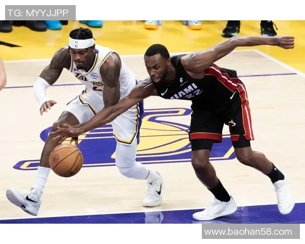 G3湖人对热火精彩回放全程回顾与分析带你重温比赛精彩瞬间